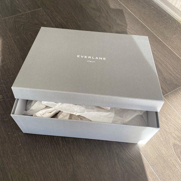 Everlane Square Toe Chelsea Boots - Picture 6 of 7